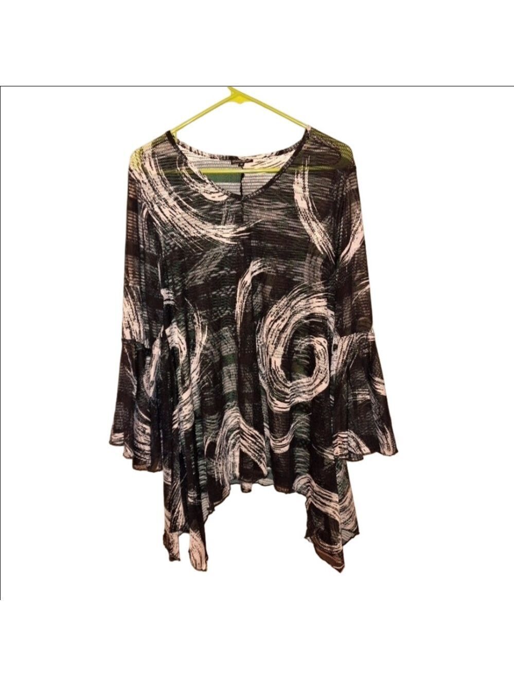 Dor Dor Couture Black White Swirl Mesh Top 1X